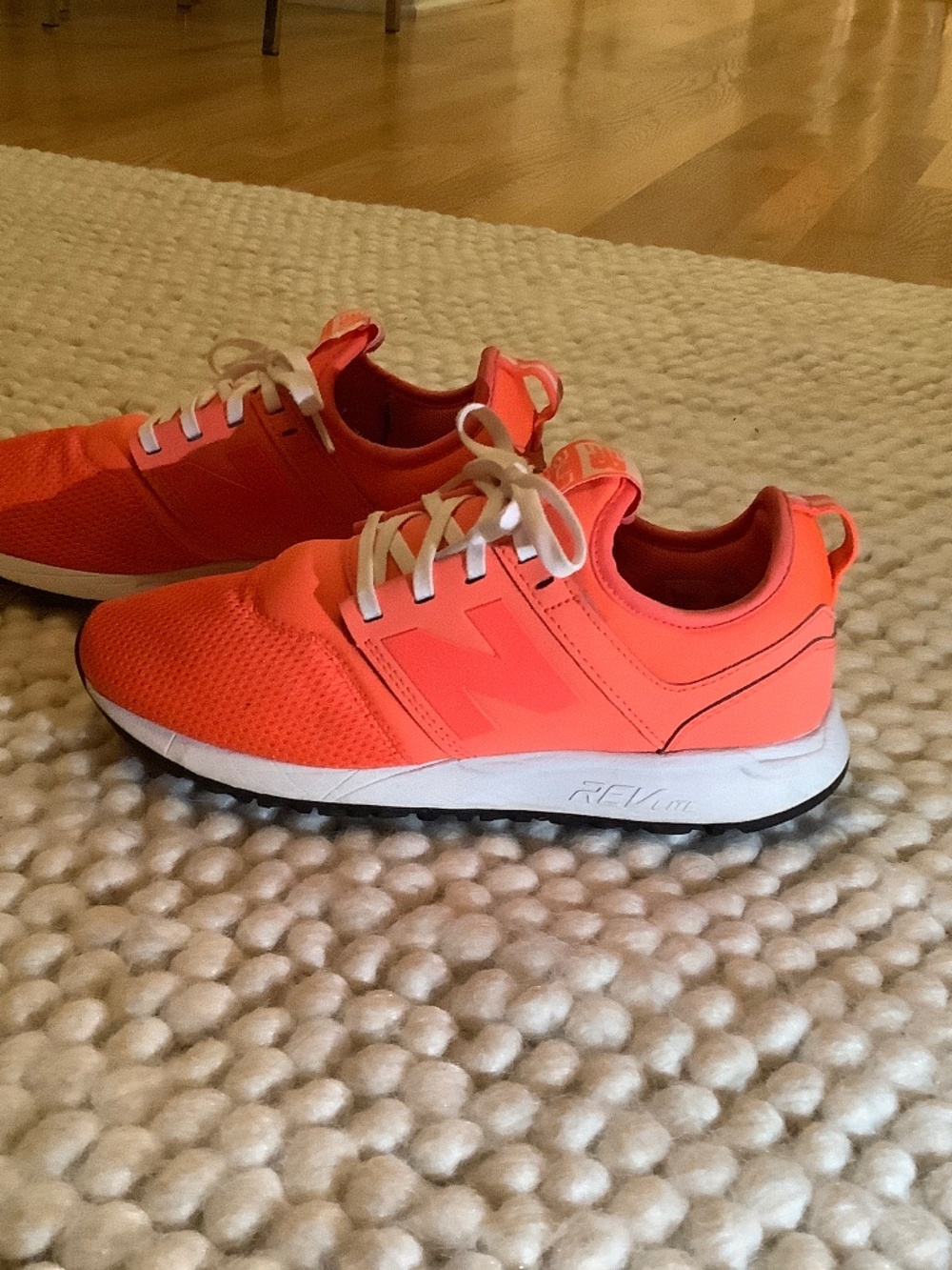 New  balance 247 sneakers